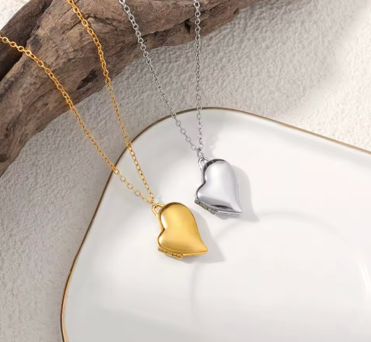 Gold Plated Love Heart Photo Frame Pendant Necklace